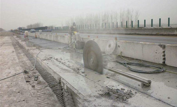 選團隊時考察常熟常熟蘇州拆除公司的施工人員資質