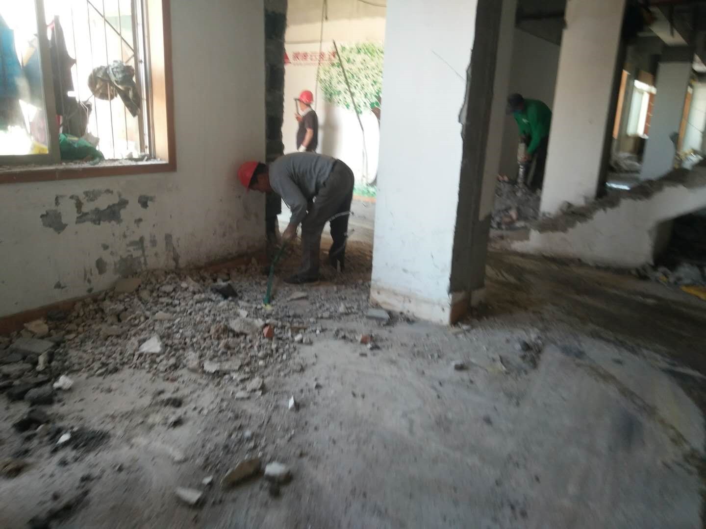 蘇州拆除遇雨天能繼續(xù)施工嗎